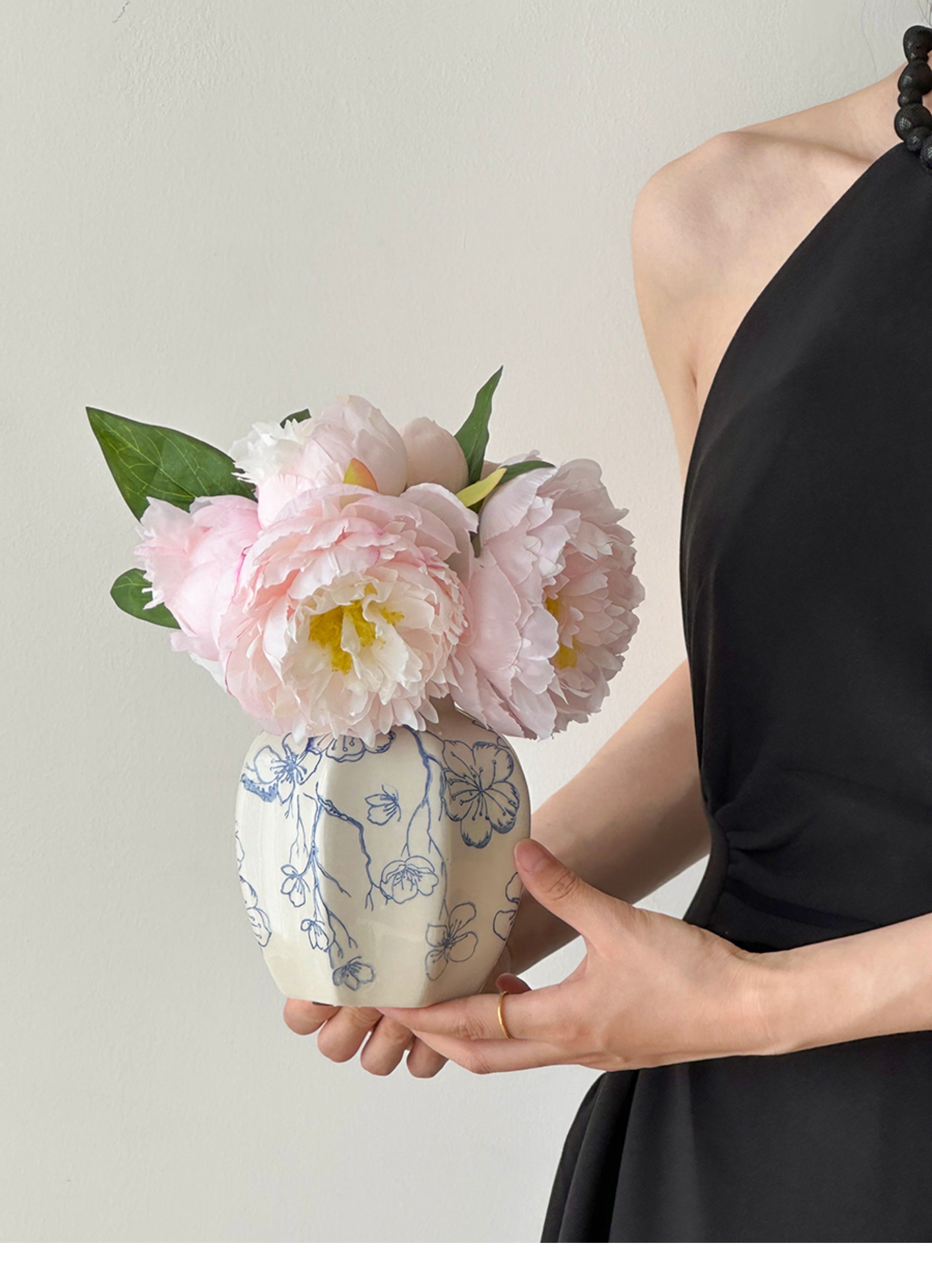 Elegant Porcelain Vase Decor-3