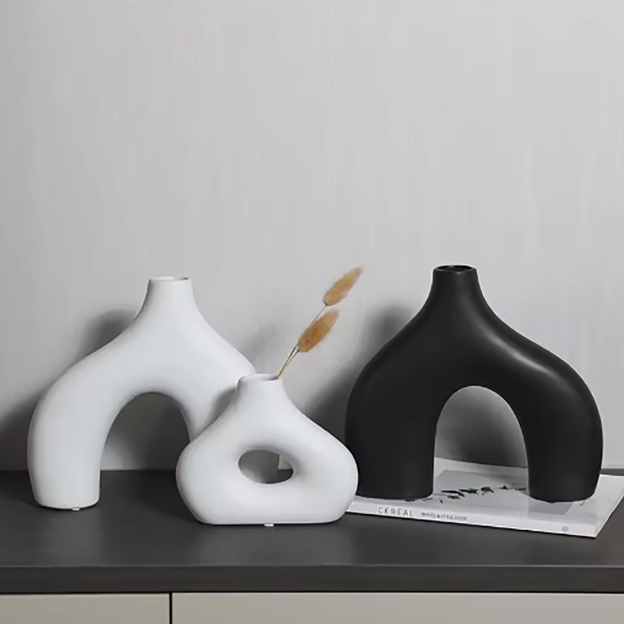 Arch Vase-White